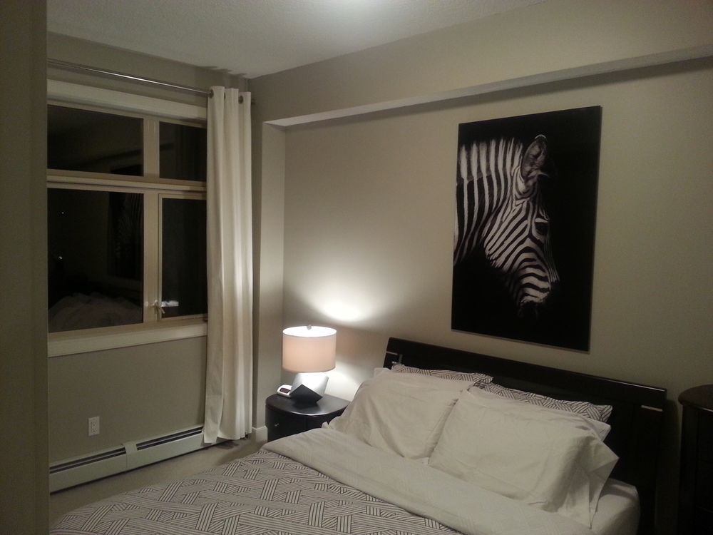 Pinnacle Inn & Suites Aspen YYC Exteriör bild